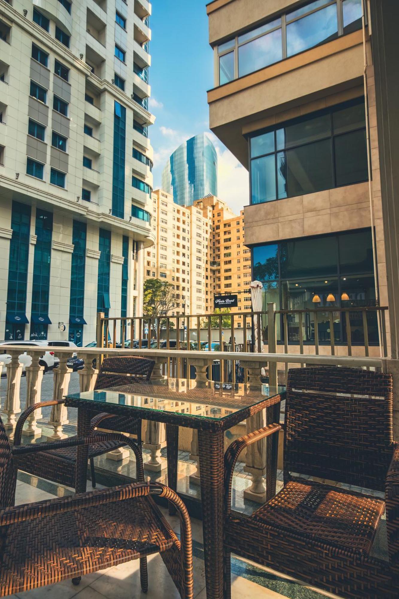 Deluxe Hotel Баку Екстер'єр фото
